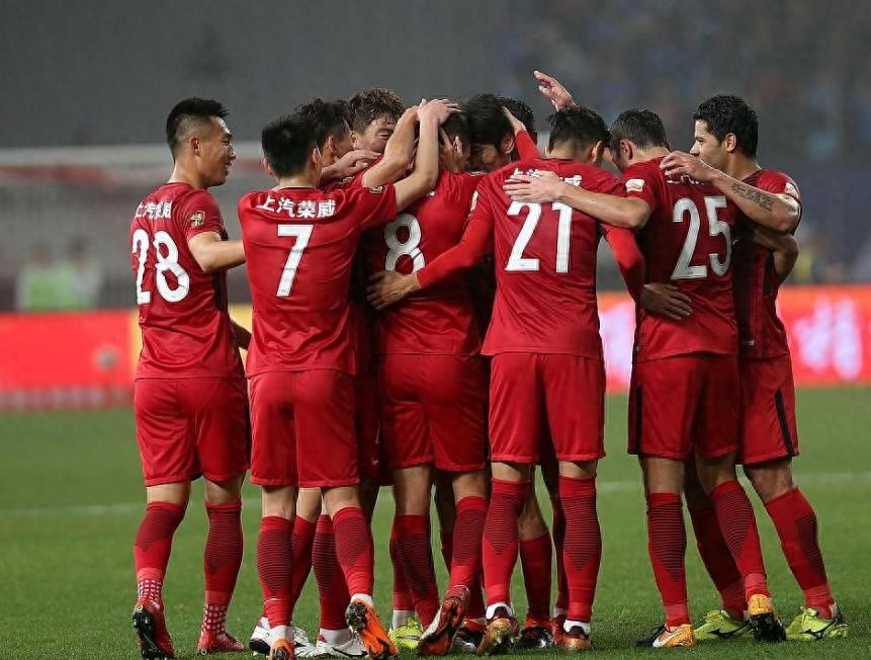 新葡京娱乐城-包含足球聚焦众人关注，球队备战备战的词条